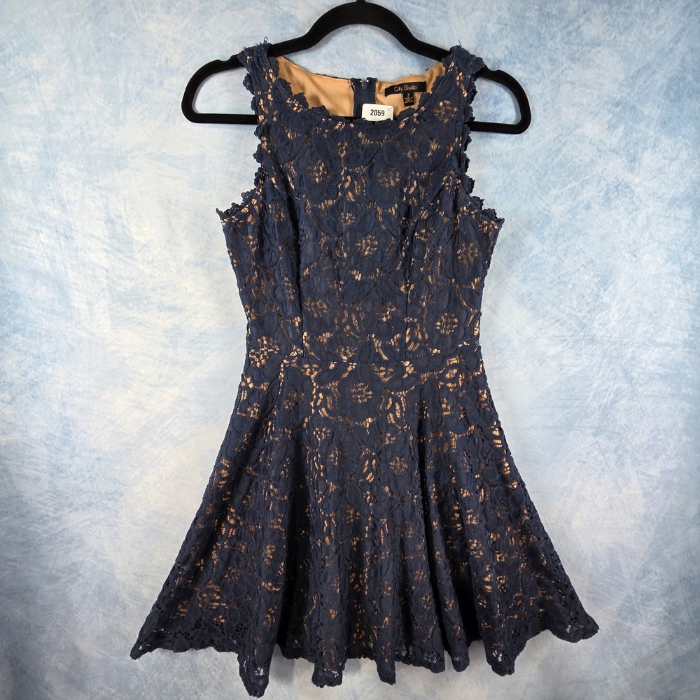 City Studio Navy Blue Lace Fit and Flare Cocktail Dress Size 3 Skater‎ Mini